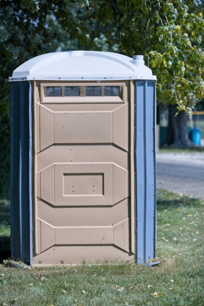Best Porta potty delivery and setup  in Madeira Beach, FL